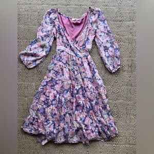 ASTR The Label Pink Purple Floral Tiered Maxi Dress Womens Cottage Wedding Guest